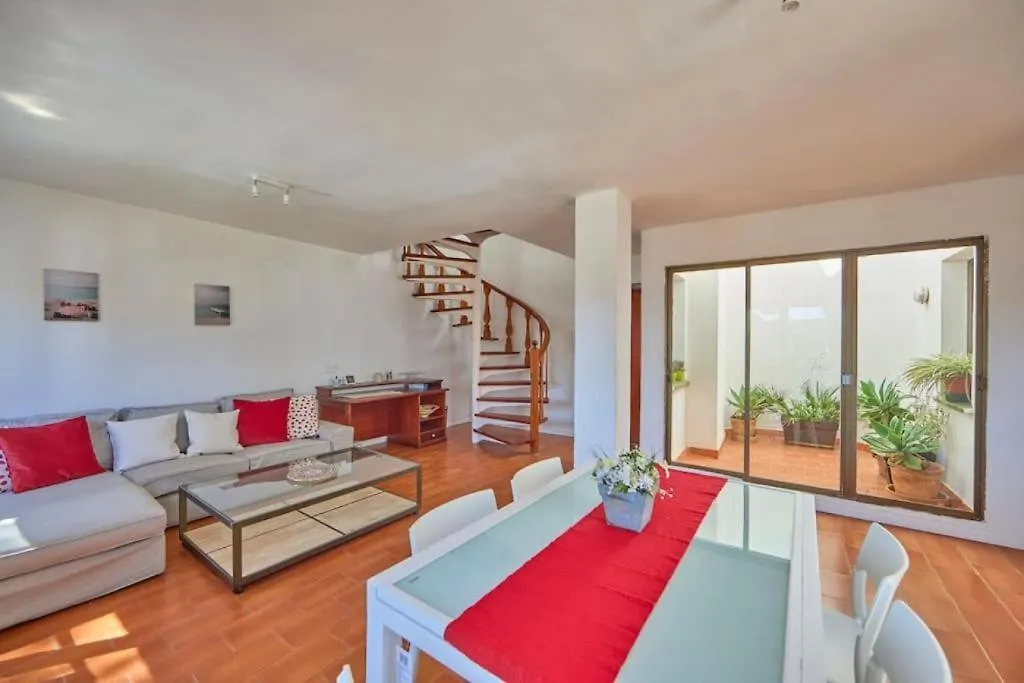 Daire Nura Houses Magaluf Duplex 1